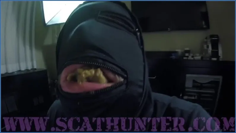ScatHunter en Alice de anaal-erfgename op Valentijnsdag vies genomen - scat video op OranjeScat