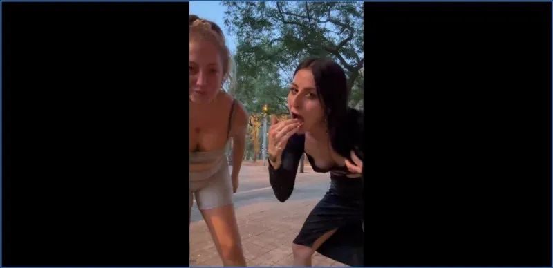 Kaitlyn Katsaros en Venom Evil gaan vuil tekeer in Barcelona - scat video op OranjeScat