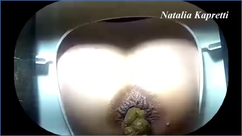 Natalia Kapretti maakt van jou een latrine en voedt je met scat downloaden op OranjeScat